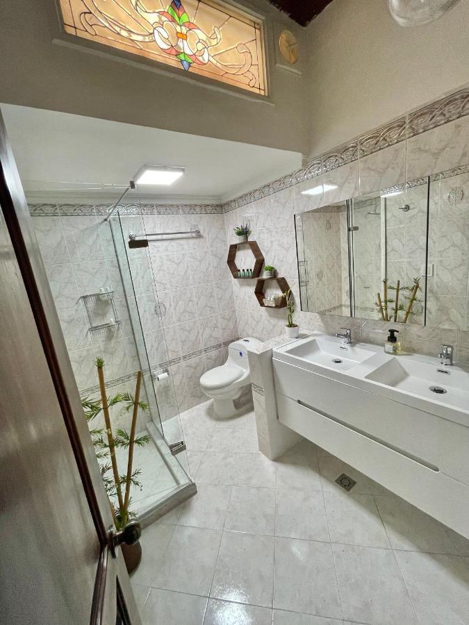 Hotel Casa Sonata Medellin Bagian luar foto